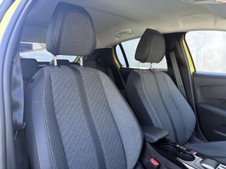Peugeot e-208 2024-thumb-21