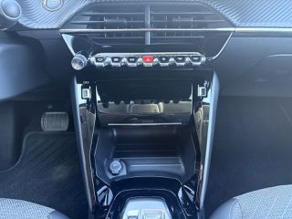Peugeot e-208 2024-thumb-16