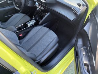 Peugeot e-208 2024-thumb-19