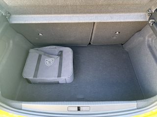 Peugeot e-208 2024-thumb-26