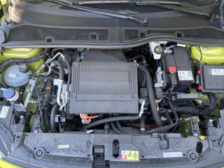 Peugeot e-208 2024-thumb-27