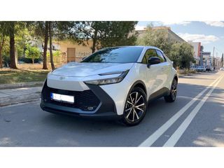 Toyota C-HR 2023 1.8 CLUB