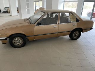 Opel Rekord 1984 Opel rekord 82-86-thumb-5