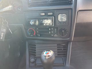Bmw 318 1990 E30 318IS-thumb-12