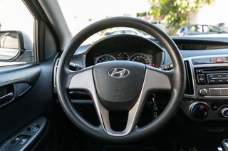 Hyundai i 20 2014 1.4 AYTOMATO,ZANTEΣ+++-thumb-7