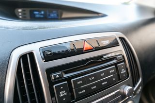 Hyundai i 20 2014 1.4 AYTOMATO,ZANTEΣ+++-thumb-22