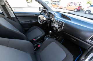 Hyundai i 20 2014 1.4 AYTOMATO,ZANTEΣ+++-thumb-54
