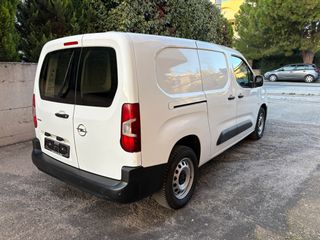 Κλούβα Opel 2022 Combo 1.5XL Edition 102ps*Μακρυ L2*Grip&Go*3Θεσεις*Euro6d*-thumb-4