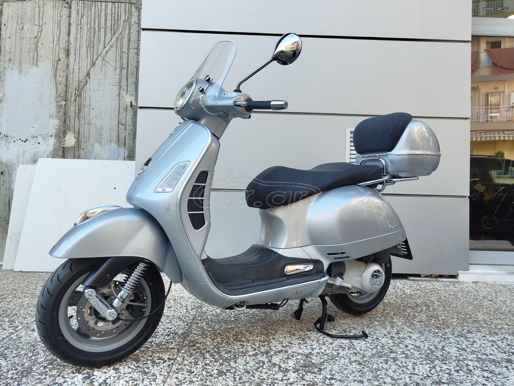 Piaggio Vespa GTS 250 2005