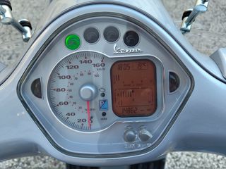 Piaggio Vespa GTS 250 2005-thumb-11