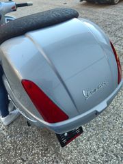 Piaggio Vespa GTS 250 2005-thumb-13