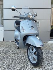 Piaggio Vespa GTS 250 2005-thumb-15