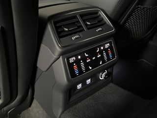 Audi S6 2019 Avant-thumb-34