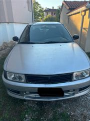 Mitsubishi Lancer 2000