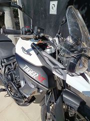 Triumph Tiger 800 XC 2016-thumb-11