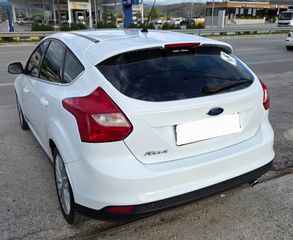 Ford Focus 2011-thumb-2