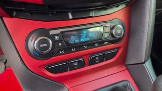 Ford Focus 2011-thumb-21