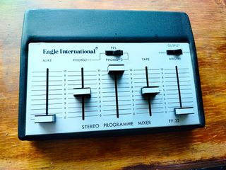 Μικτης Eagle-thumb-3