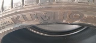 225/35/18 kumho ecsta PS71