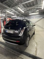 Lancia Ypsilon 2009 momo