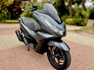Honda PCX 125 2023 start stop
