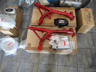 skeletos gnisios  gia honda z50j Z50R monkey Gorilla lifan bobo skyteam Jincheng Jintong JC50 MODIFYING GARAGE "since1993" TAKEGAWAGR - 4miniracingparts,gr