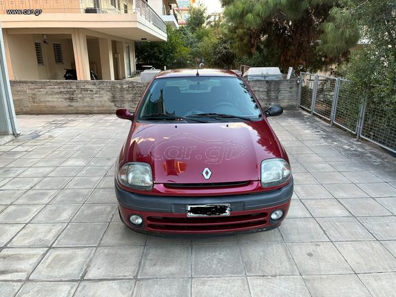 Renault Clio 2000