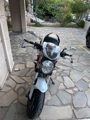 Ducati Monster 796 2011-thumb-6
