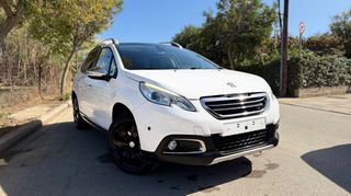 Peugeot 2008 2016 Allure  PureTech 1.2  Full Extra 110hp Sunroof Navi Leather-thumb-2