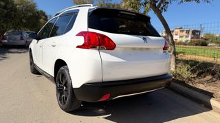 Peugeot 2008 2016 Allure  PureTech 1.2  Full Extra 110hp Sunroof Navi Leather-thumb-35