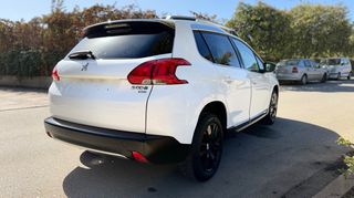 Peugeot 2008 2016 Allure  PureTech 1.2  Full Extra 110hp Sunroof Navi Leather-thumb-41