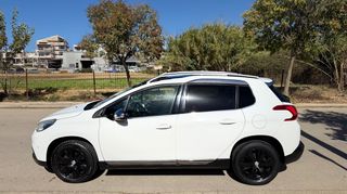 Peugeot 2008 2016 Allure  PureTech 1.2  Full Extra 110hp Sunroof Navi Leather-thumb-45