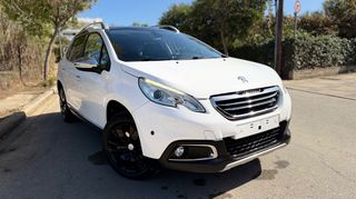 Peugeot 2008 2016 Allure  PureTech 1.2  Full Extra 110hp Sunroof Navi Leather-thumb-8