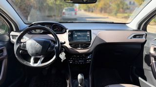 Peugeot 2008 2016 Allure  PureTech 1.2  Full Extra 110hp Sunroof Navi Leather-thumb-96