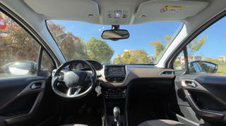 Peugeot 2008 2016 Allure  PureTech 1.2  Full Extra 110hp Sunroof Navi Leather-thumb-99