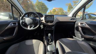 Peugeot 2008 2016 Allure  PureTech 1.2  Full Extra 110hp Sunroof Navi Leather-thumb-103
