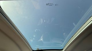 Peugeot 2008 2016 Allure  PureTech 1.2  Full Extra 110hp Sunroof Navi Leather-thumb-106