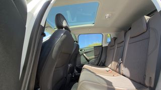 Peugeot 2008 2016 Allure  PureTech 1.2  Full Extra 110hp Sunroof Navi Leather-thumb-70