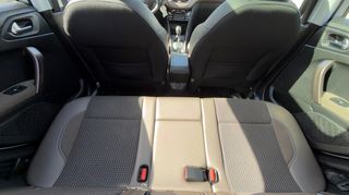 Peugeot 2008 2016 Allure  PureTech 1.2  Full Extra 110hp Sunroof Navi Leather-thumb-76
