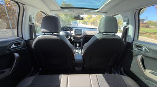 Peugeot 2008 2016 Allure  PureTech 1.2  Full Extra 110hp Sunroof Navi Leather-thumb-77