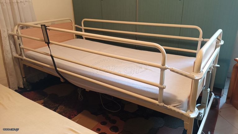 Νοσοκομειακό ηλεκτρικό κρεβάτι KN200 H + Αερόστρωμα Κατακλίσεων Ραβδωτό 0806591 με αθόρυβη αεραντλία Mobiak.