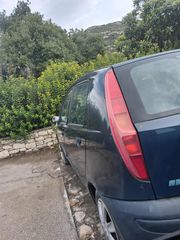 Πωλούνται φανάρια σετ πίσω και ξεχωριστά fiat Punto mk2a 5d