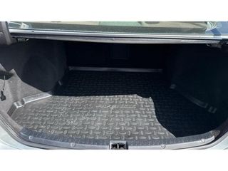 Toyota Avensis 2010 1.6P SDN 6MT ELEGANT-thumb-11
