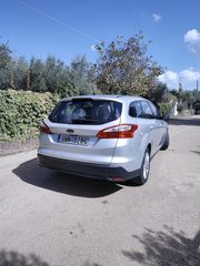 Ford Focus 2014 Station-thumb-3