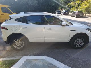 Jaguar E-Pace 2018-thumb-4