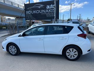 Toyota Auris 2016 Toyota Auris 1.4 Turbodiesel Active