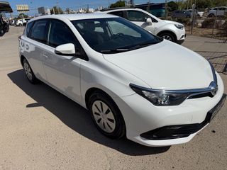 Toyota Auris 2016 Toyota Auris 1.4 Turbodiesel Active-thumb-5