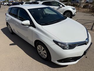 Toyota Auris 2016 Toyota Auris 1.4 Turbodiesel Active-thumb-8