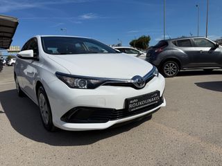 Toyota Auris 2016 Toyota Auris 1.4 Turbodiesel Active-thumb-9