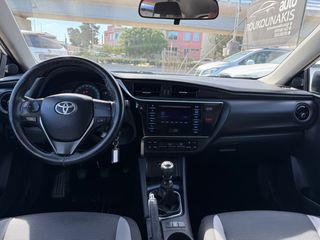 Toyota Auris 2016 Toyota Auris 1.4 Turbodiesel Active-thumb-11